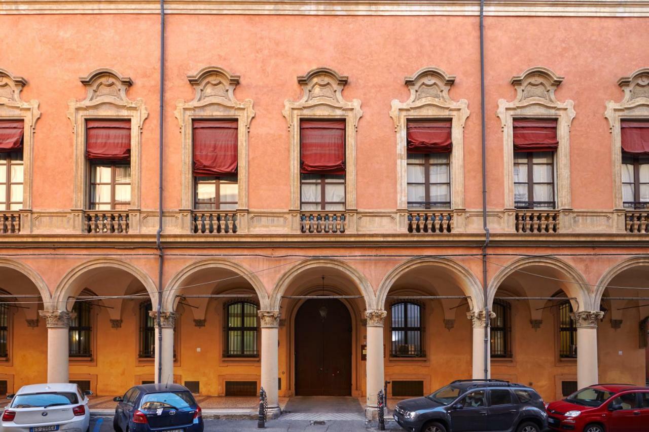 Bed and Breakfast Palazzo Di Alcina - Residenza D'Epoca - Luxury- Болонья Екстер'єр фото